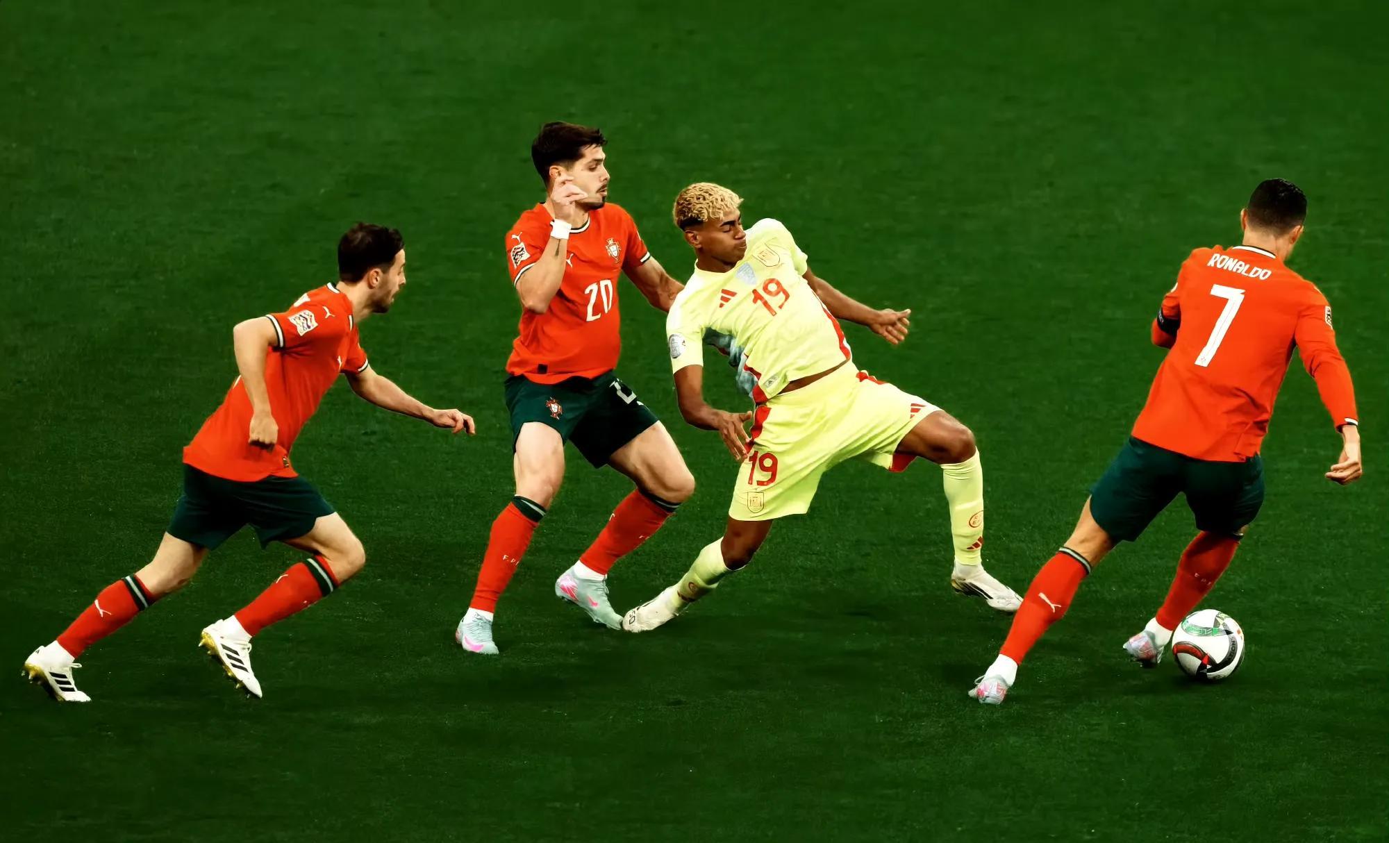 星空体育官方入口-欧国联：文图拉对北马里亚纳群岛，激战一触即发