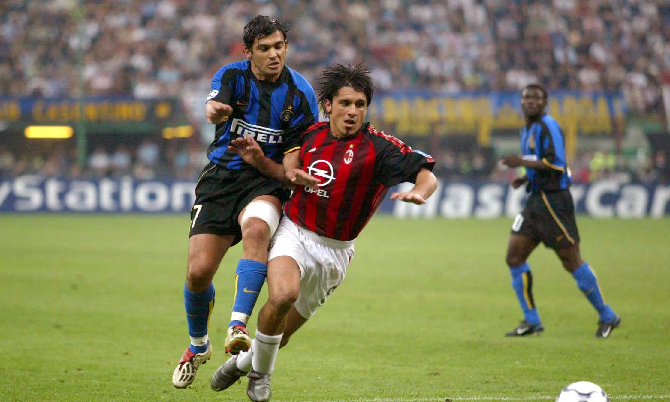 AC米兰神奇小败尤文与国米上演绝杀大战的简单介绍 AC米兰神奇小败尤文与国米上演绝杀大战的简单介绍