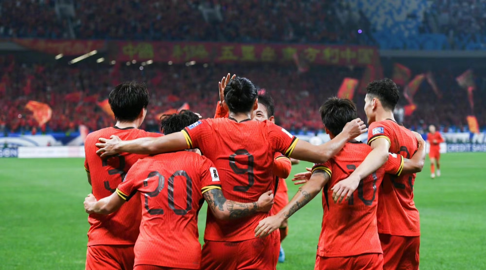 星空体育直播-关于国内足球盛事赛场热血澎湃飞扬的信息