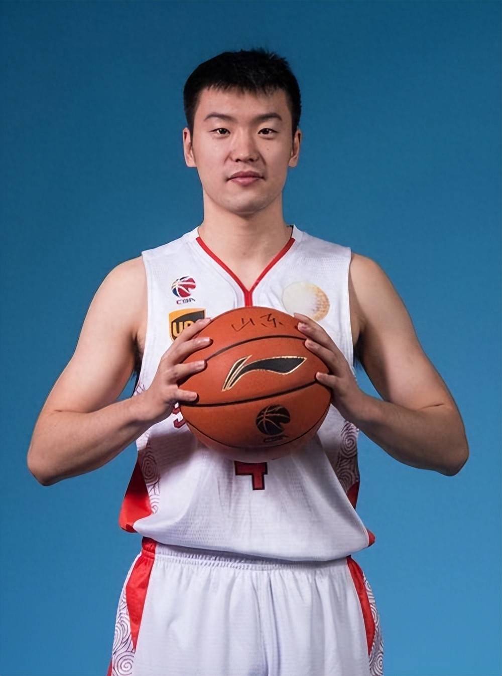 星空体育娱乐-土耳其球队引进新外援，队内竞争激烈