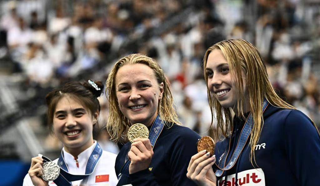 星空体育官方入口-包含金喜善再次刷新女子米蝶泳纪录的词条